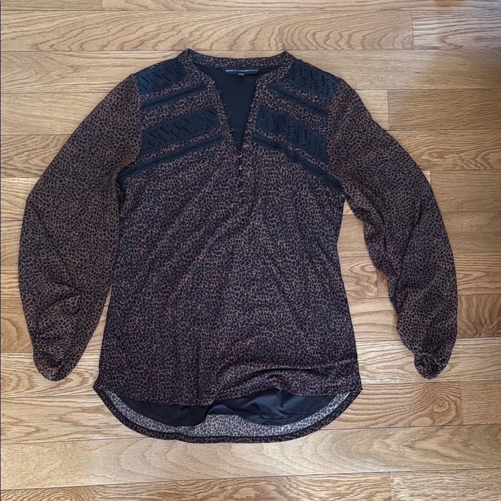 White House Black Market Black and Brown Buttoned Tunic with Mandarin Collar